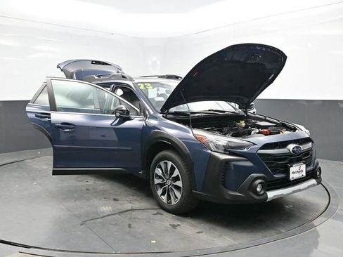 Used 2023 Subaru Outback Limited image 36