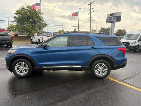Used 2020 Ford Explorer XLT w/ Equipment Group 202A AWD/4WD image 4
