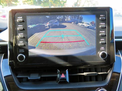 Used 2020 Toyota Corolla LE w/ LE Premium Package image 28