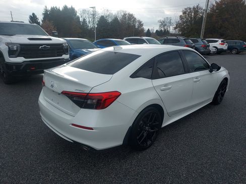 Used 2024 Honda Civic Sport image 5
