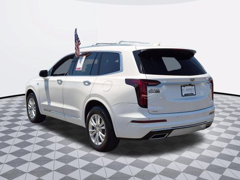 Certified 2024 Cadillac XT6 Luxury w/ LPO, Floor Liner Package AWD/4WD image 5