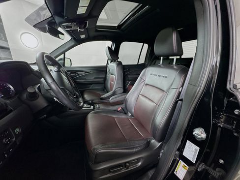 Used 2023 Honda Ridgeline Black Edition image 14