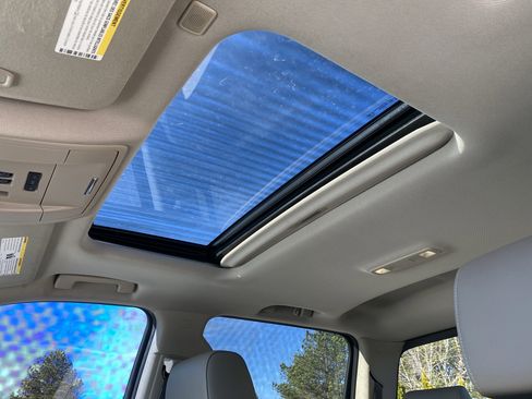 Used 2017 GMC Sierra 1500 SLT image 9