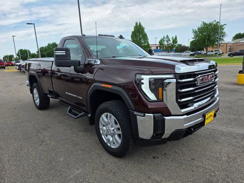 Used 2024 GMC Sierra 3500 SLE w/ SLE Convenience Package AWD/4WD image 5