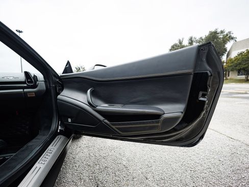 Used 2012 Ferrari 458 Italia Coupe RWD image 57
