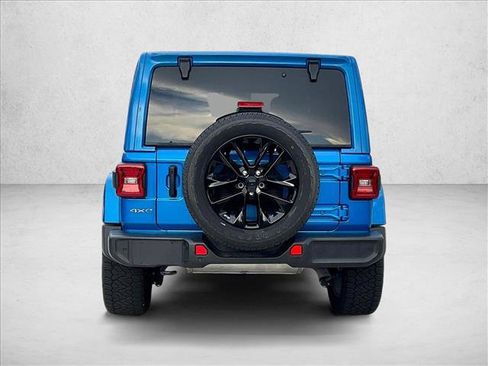 Used 2021 Jeep Wrangler Unlimited Sahara w/ Cold Weather Group AWD/4WD image 4