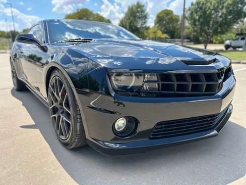 Used 2011 Chevrolet Camaro SS w/ RS Package RWD image 4