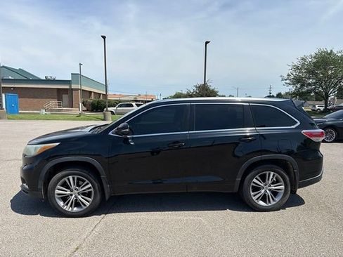 Used 2014 Toyota Highlander Limited AWD/4WD image 3