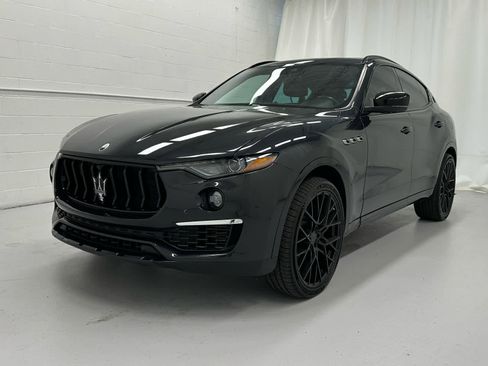 Used 2022 Maserati Levante GT AWD/4WD image 4