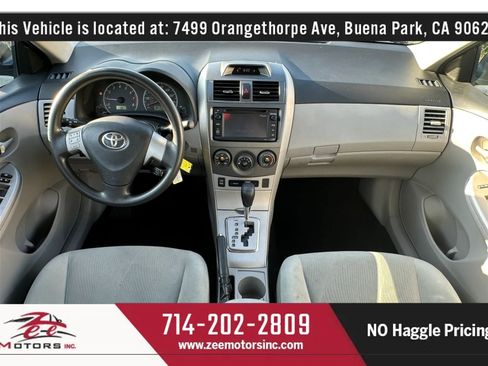 Used 2013 Toyota Corolla LE FWD image 17