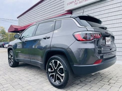 Used 2023 Jeep Compass Limited w/ Sun and Sound Group AWD/4WD image 7