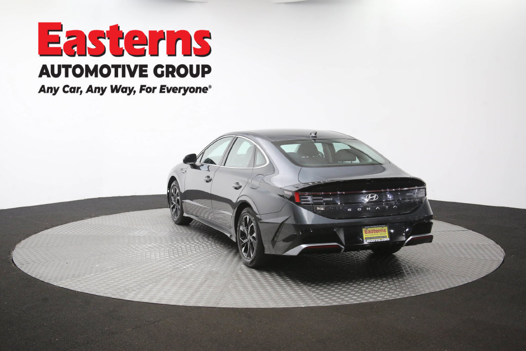 Used 2025 Hyundai Sonata SEL FWD image 68