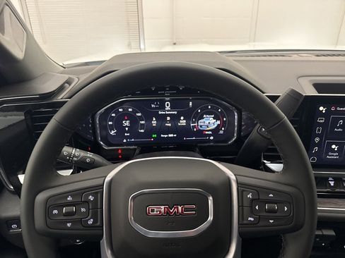 New 2026 GMC Sierra 2500 SLT w/ SLT Premium Package image 17