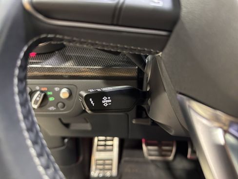 Used 2018 Audi SQ5 Prestige w/ Prestige Package image 26