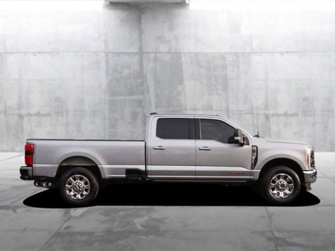 Used 2023 Ford F350 Lariat w/ Lariat Ultimate Package image 5