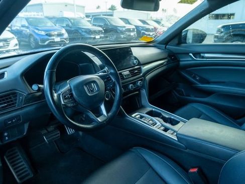 Used 2022 Honda Accord Sport image 9