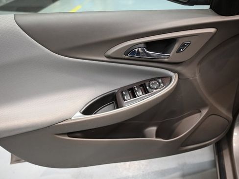 Used 2022 Chevrolet Malibu LT image 22