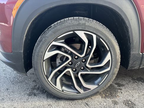 Used 2024 Chevrolet TrailBlazer RS w/ Convenience Package image 11