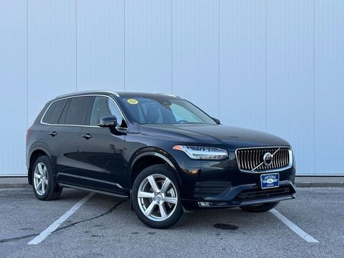 Used 2023 Volvo XC90 B5 Core w/ Protection Package Premier image 6