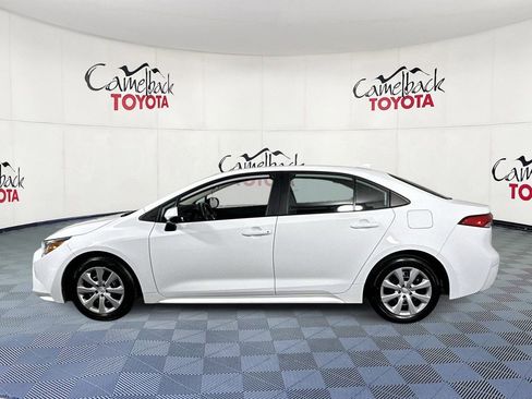 Used 2024 Toyota Corolla LE image 5