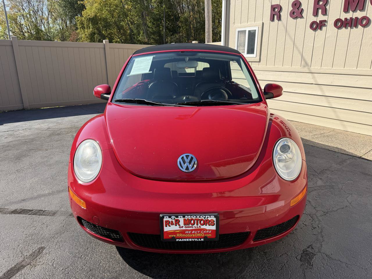Used 2010 Volkswagen Beetle Convertible FWD image 7