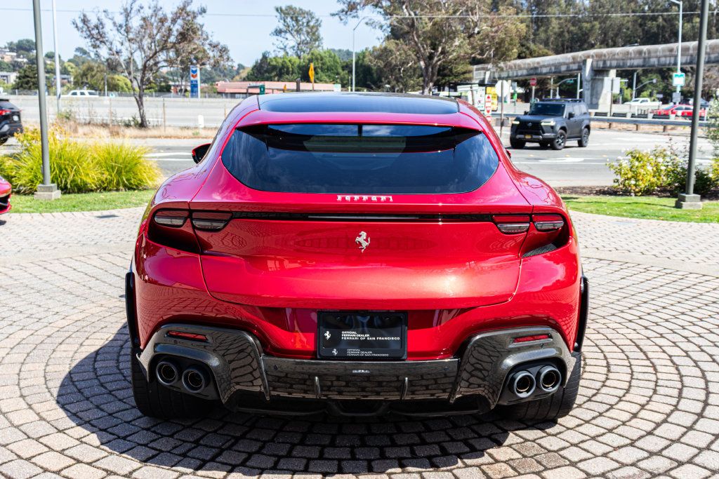 Used 2023 Ferrari Purosangue AWD/4WD image 7