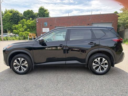 Used 2023 Nissan Rogue SV AWD/4WD image 2