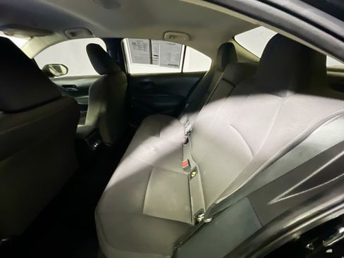 Used 2025 Toyota Corolla LE image 28