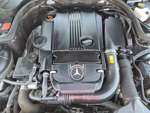 Used 2012 Mercedes-Benz C 250 Sedan image 20