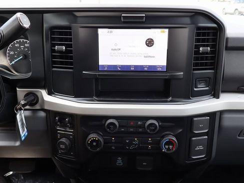 New 2025 Ford F350 XLT image 5