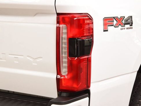 Used 2024 Ford F250 XL w/ STX Appearance Package AWD/4WD image 12