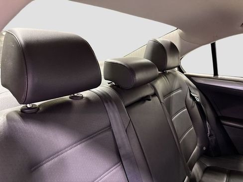 Used 2015 Volkswagen Jetta SE image 27
