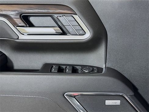 New 2025 GMC Sierra 2500 SLT w/ Texas SLT Premium Package image 16