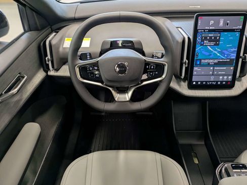 Used 2026 Volvo EX30 Cross Country Ultra w/ Protection Package Premier image 17