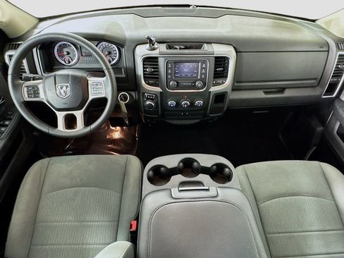 Used 2022 RAM 1500 Classic SLT RWD image 23