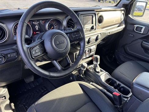Certified 2019 Jeep Wrangler Sport S image 12