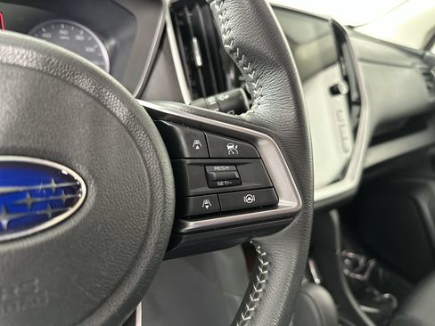 Used 2025 Subaru Ascent Premium AWD/4WD image 17