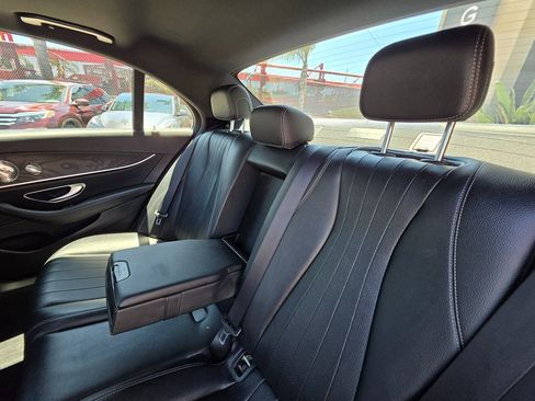 Used 2019 Mercedes-Benz E 300 image 24