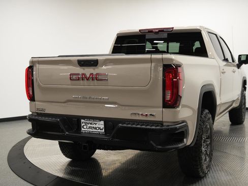 New 2026 GMC Sierra 1500 AT4X AWD/4WD image 8