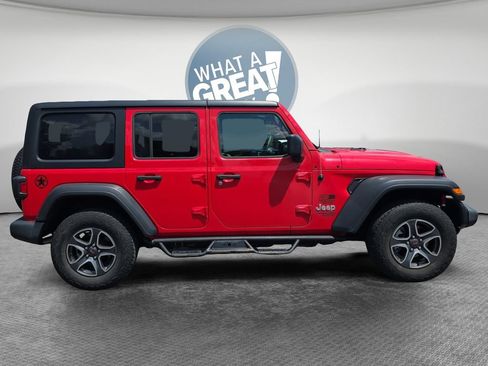Used 2021 Jeep Wrangler Unlimited Sport AWD/4WD image 2