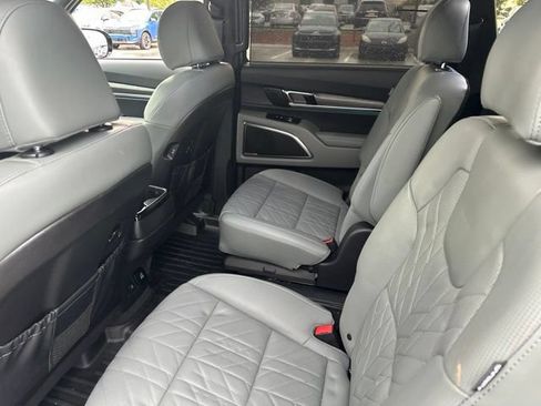 Used 2024 Kia Telluride SX Prestige X-Pro AWD/4WD image 14