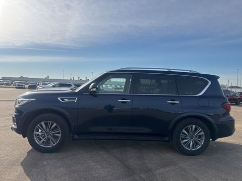 Used 2024 INFINITI QX80 Luxe image 10