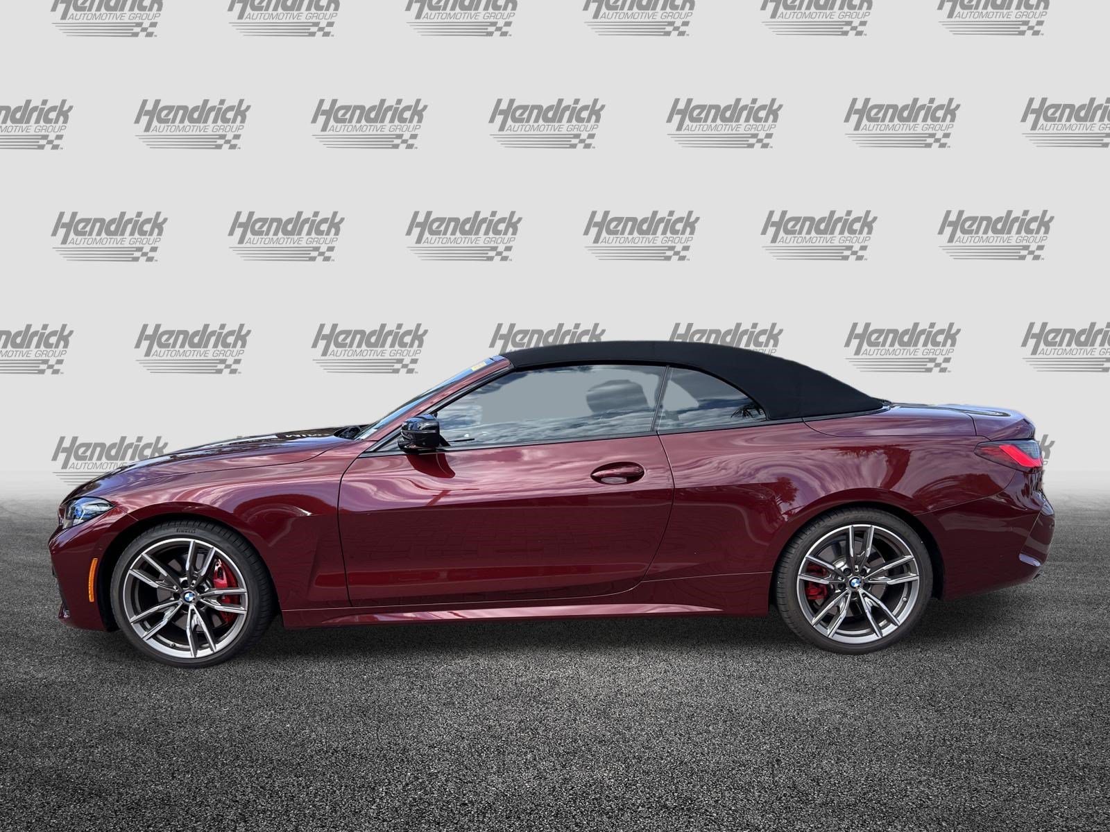 Certified 2024 BMW M440i Convertible RWD image 7