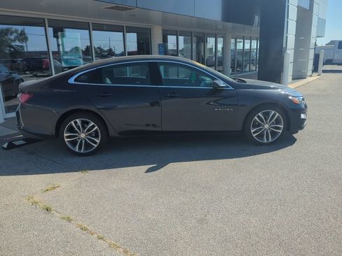Used 2023 Chevrolet Malibu LT w/ LPO, Floor Liner Package FWD image 7