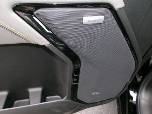 New 2026 Chevrolet Silverado 1500 ZR2 image 13