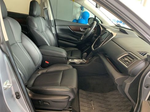 Used 2025 Subaru Ascent Touring AWD/4WD image 25