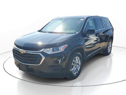 Certified 2018 Chevrolet Traverse LS AWD/4WD image 2