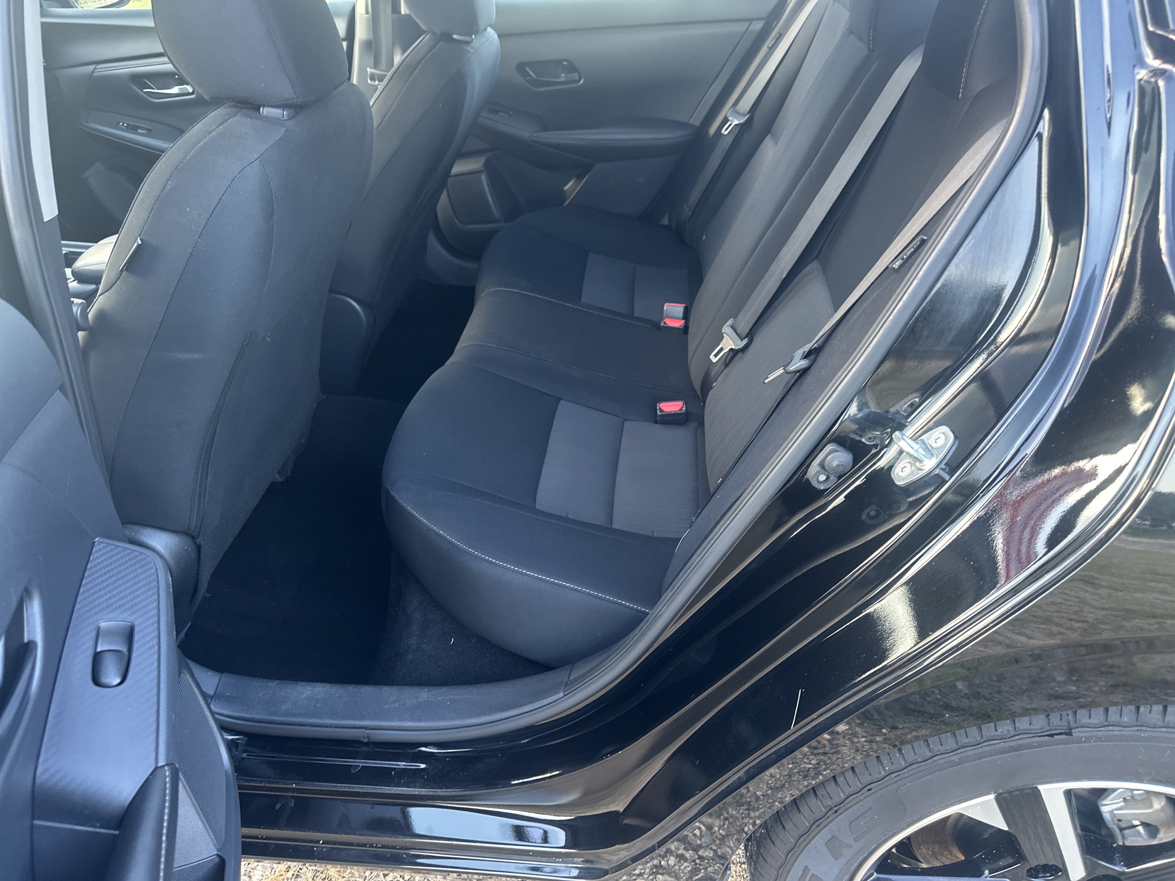 Used 2024 Nissan Sentra SV FWD image 20
