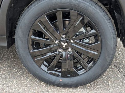 New 2026 Mitsubishi Outlander Sport LE AWD/4WD image 3
