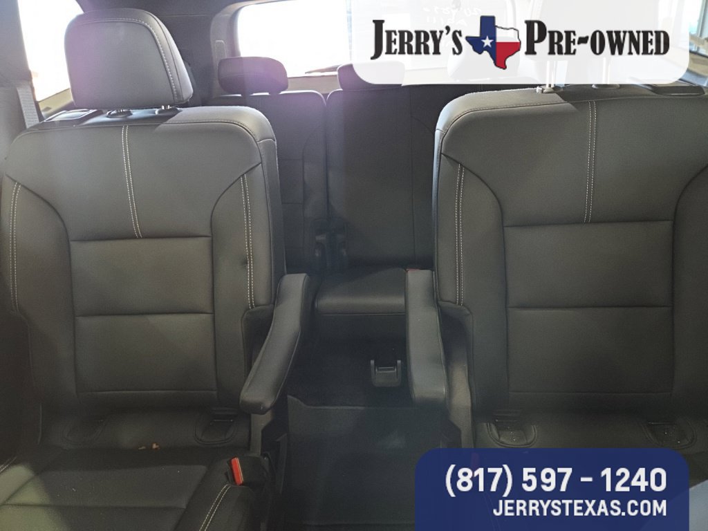 Used 2026 GMC Acadia Elevation w/ Elevation Premium Package FWD image 15